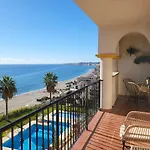 Elegant Sea View Near & Train Апартаменты