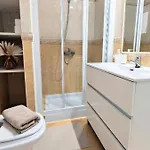 Апартаменты Elegant Sea View Near & Train *