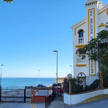 Elegant Sea View Near & Train *